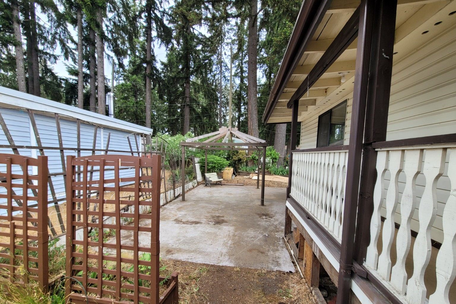 The same Nanaimo patio swept clean after Junk Matters hauled the demolition debris away